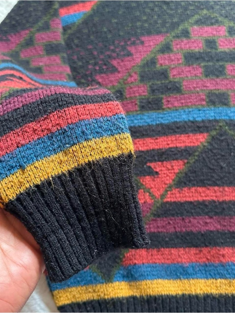 Vintage 1990s Men's Western Multicolor Geometric Crewneck Sweater Medium - Picture 2 of 6